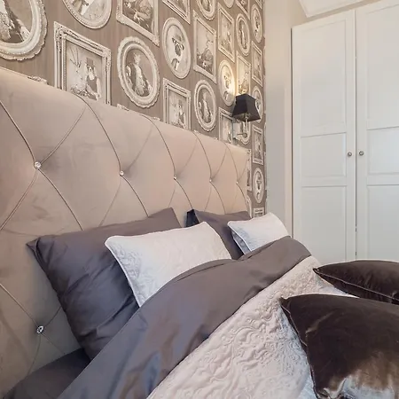Apartment Więzienna *
